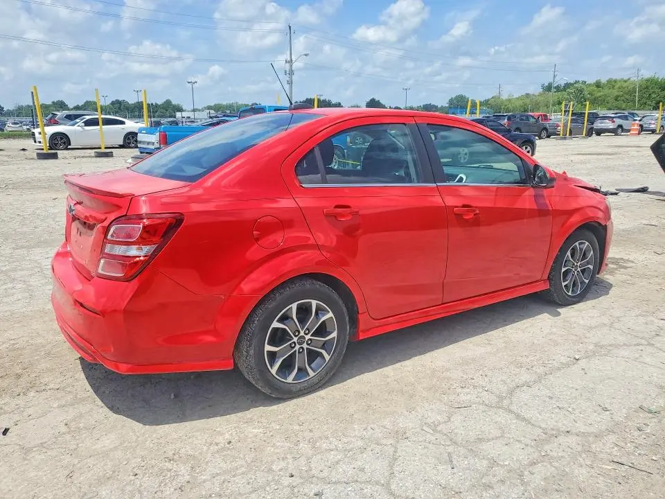 2019 CHEVROLET SONIC LT  