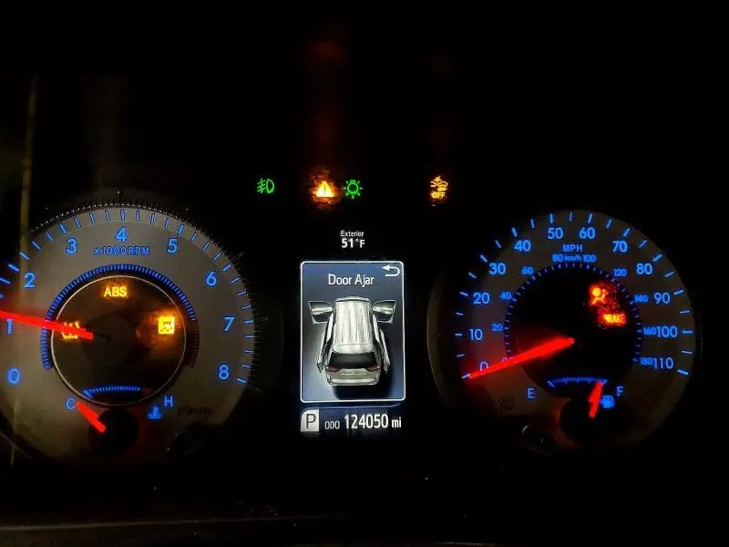 2018 TOYOTA SIENNA SE 8-PASSENGER  