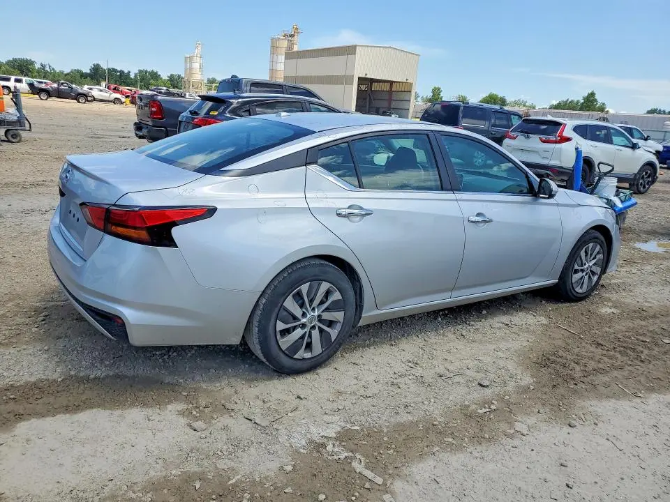 2020 NISSAN ALTIMA S  