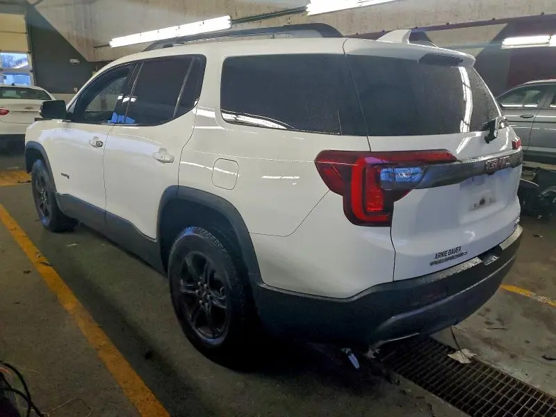 2020 GMC ACADIA AT4  