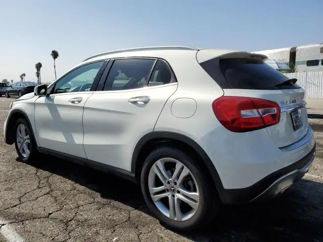 2018 MERCEDES-BENZ GLA 250  