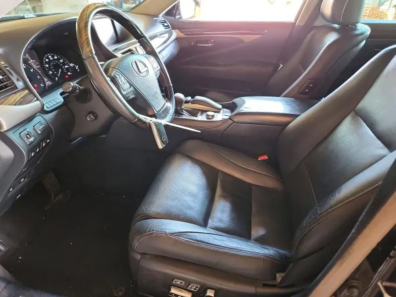 2014 LEXUS LS 460L  