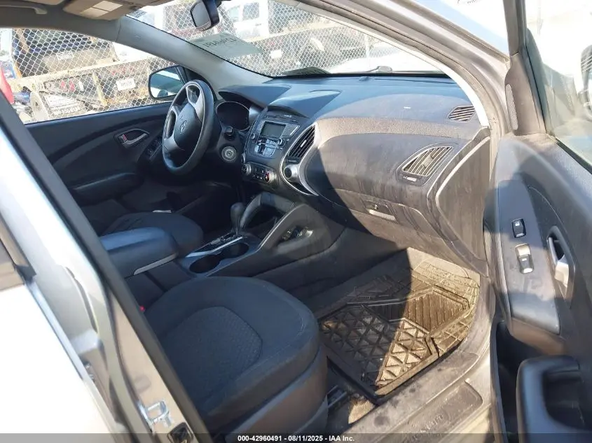 2011 HYUNDAI TUCSON GL