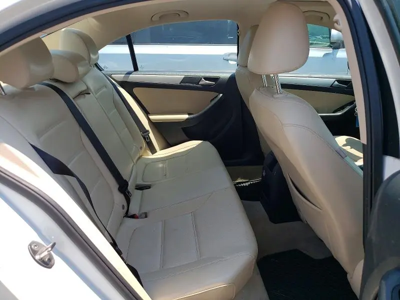 2016 VOLKSWAGEN JETTA HYBRID  