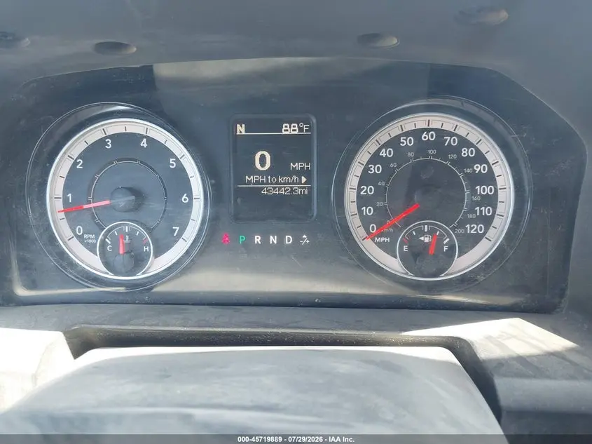 2019 RAM 1500 CLASSIC TRADESMAN  4X4 8' BOX