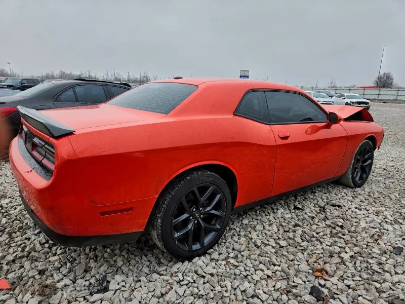 2022 DODGE CHALLENGER SXT  