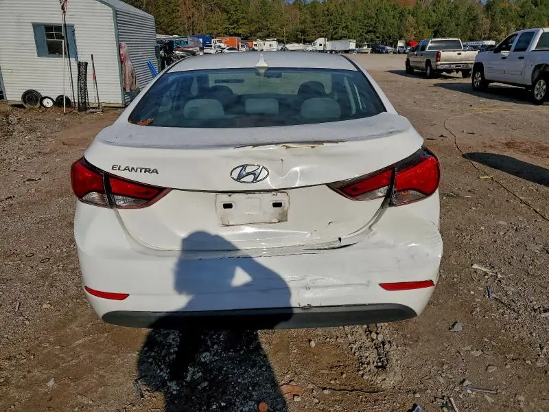 2014 HYUNDAI ELANTRA SE  
