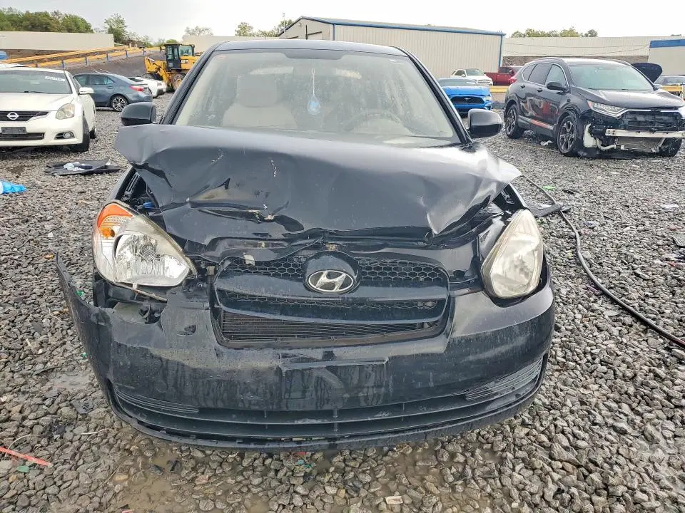 2011 HYUNDAI ACCENT GS  