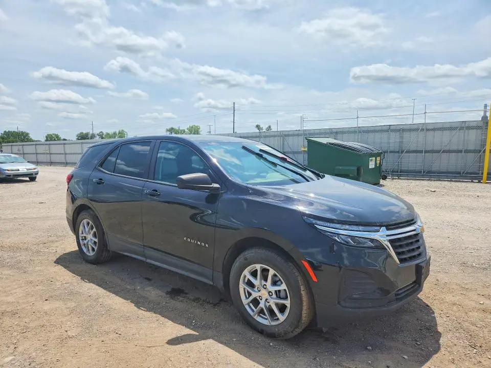 2022 CHEVROLET EQUINOX LS  