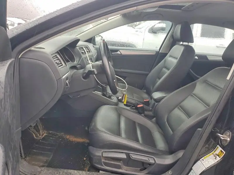 2017 VOLKSWAGEN JETTA SE  
