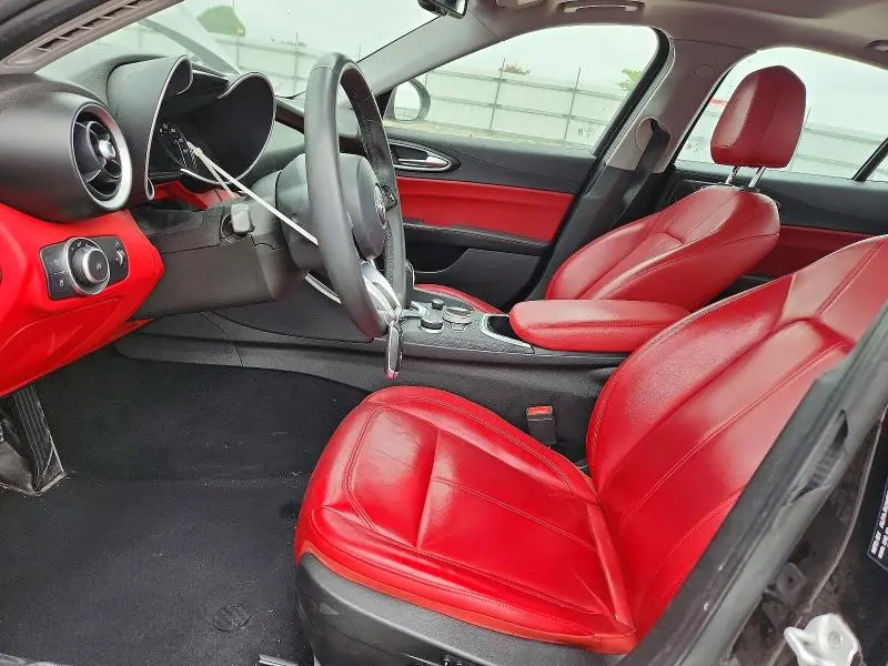 2021 ALFA ROMEO GIULIA SPORT  
