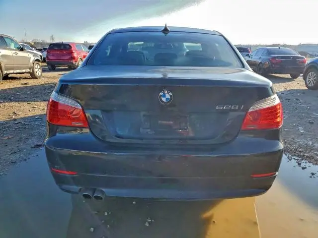 2010 BMW 528 I  