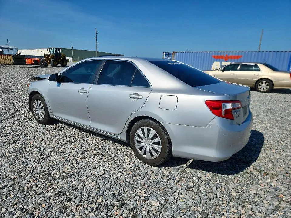 2012 TOYOTA CAMRY LE  