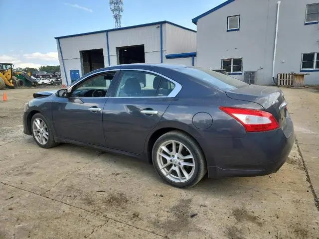 2011 NISSAN MAXIMA S  
