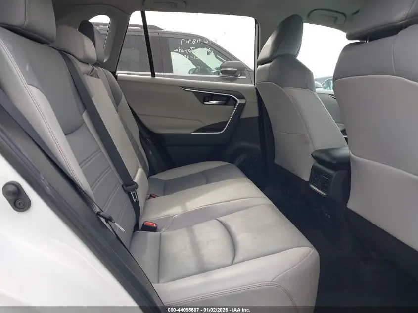 2019 TOYOTA RAV4 XLE PREMIUM