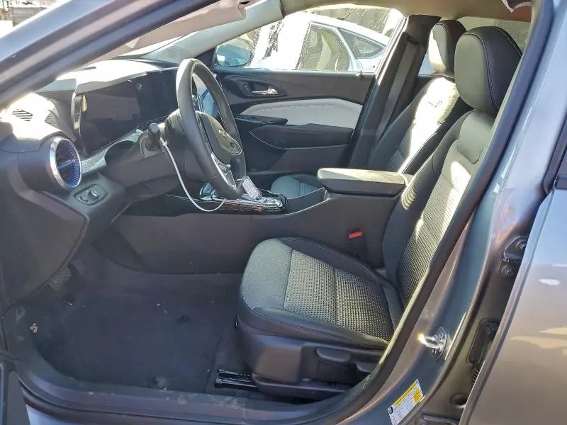 2025 CHEVROLET TRAX 1LT  