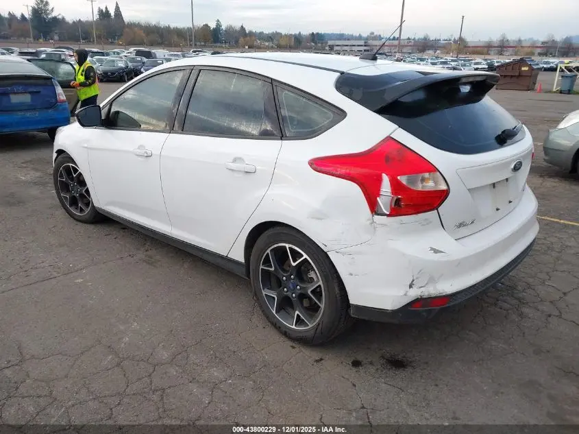 2014 FORD FOCUS SE