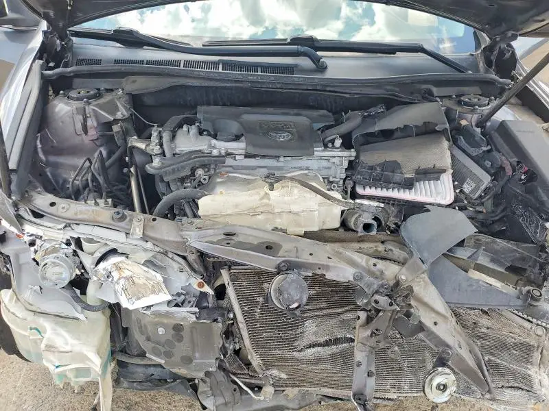 2014 TOYOTA CAMRY LE  