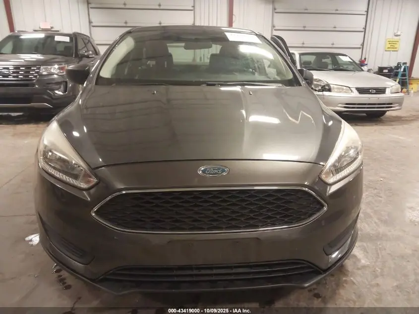 2016 FORD FOCUS S