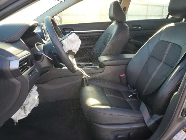 2024 NISSAN ALTIMA SR  