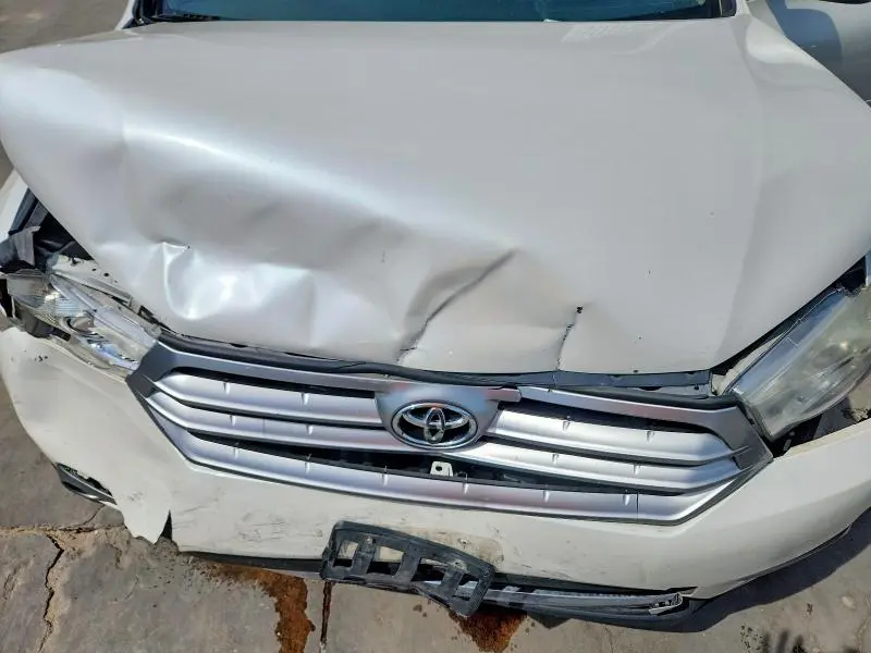 2011 TOYOTA HIGHLANDER LIMITED  