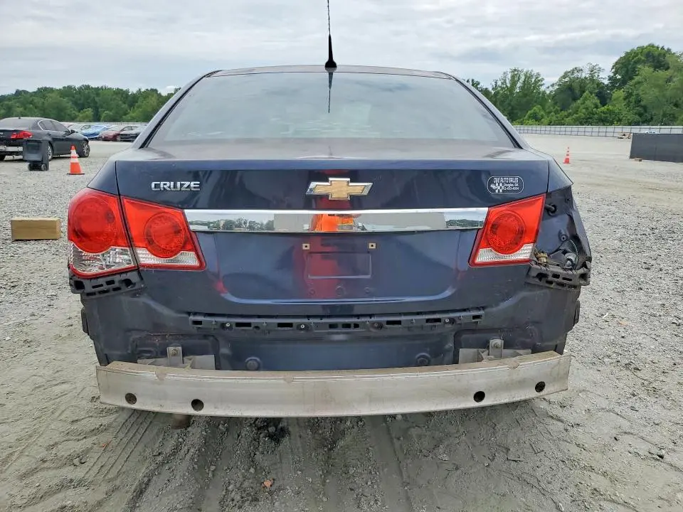 2014 CHEVROLET CRUZE LS  