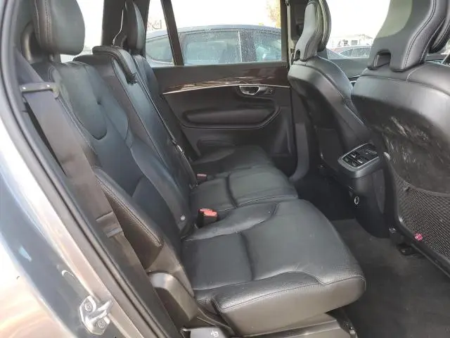 2019 VOLVO XC90 T6 MOMENTUM  