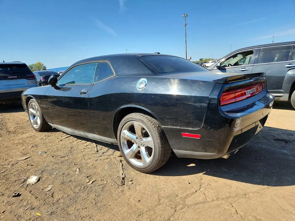 2013 DODGE CHALLENGER SXT  