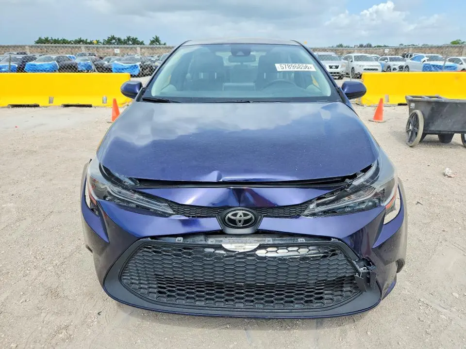 2021 TOYOTA COROLLA LE  
