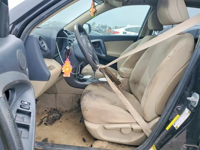 2012 TOYOTA RAV4 BASE  