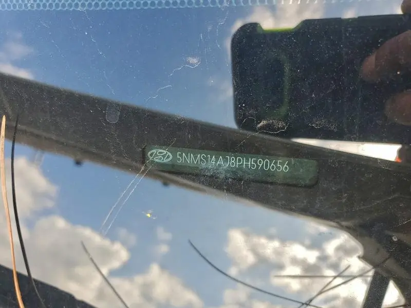 2023 HYUNDAI SANTA FE SE  
