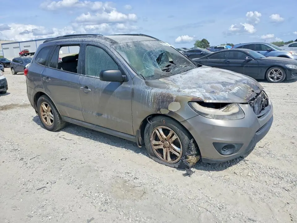 2011 HYUNDAI SANTA FE GLS  