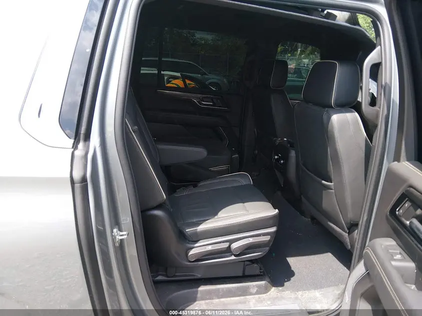 2025 GMC YUKON XL 4WD ELEVATION
