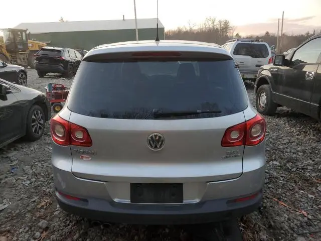 2011 VOLKSWAGEN TIGUAN S