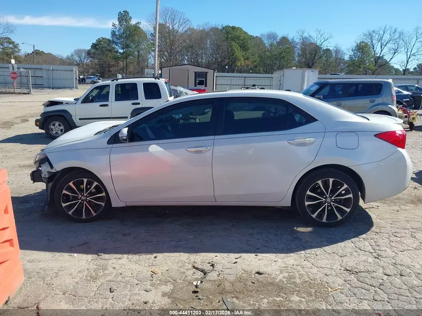 2019 TOYOTA COROLLA SE