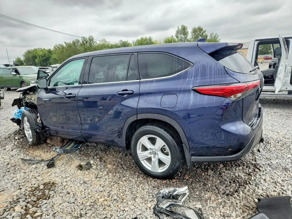 2020 TOYOTA HIGHLANDER HYBRID LE  