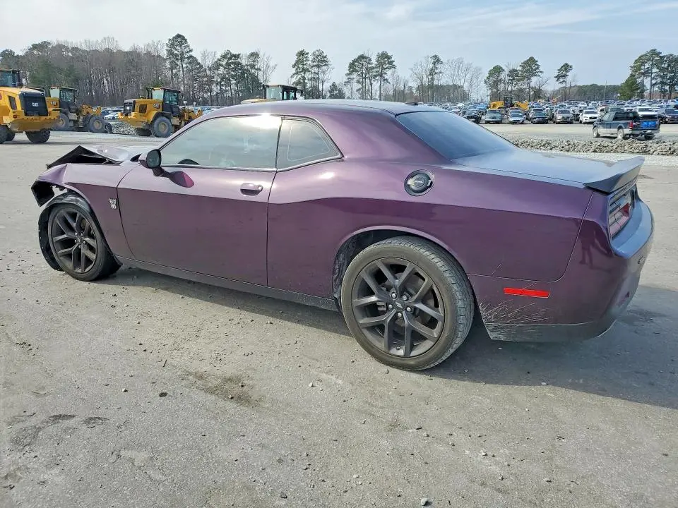 2022 DODGE CHALLENGER SXT  