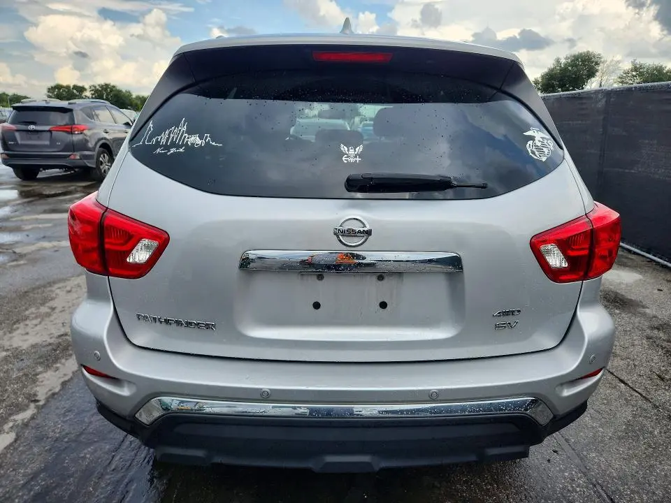 2019 NISSAN PATHFINDER SV  