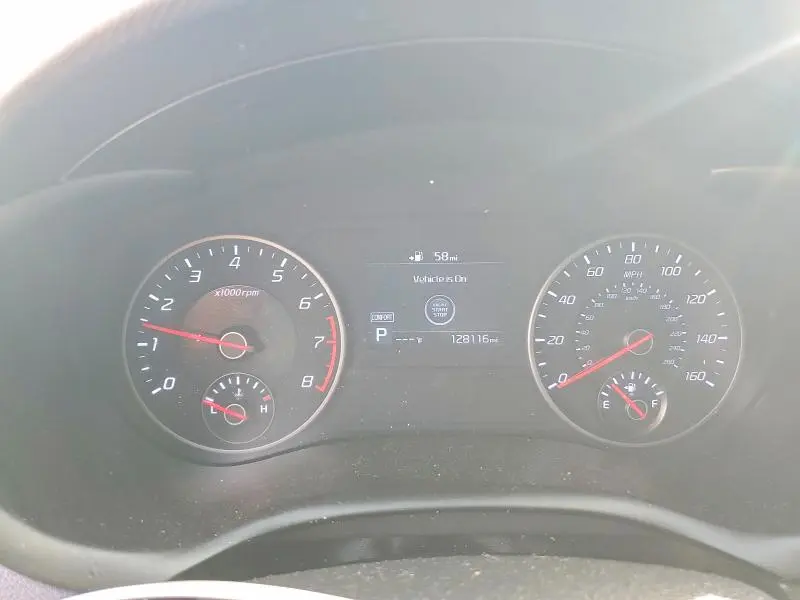 2018 KIA STINGER BASE  