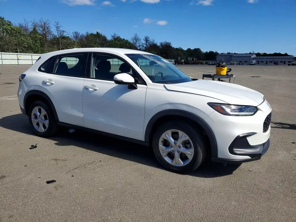 2023 HONDA HR-V LX  
