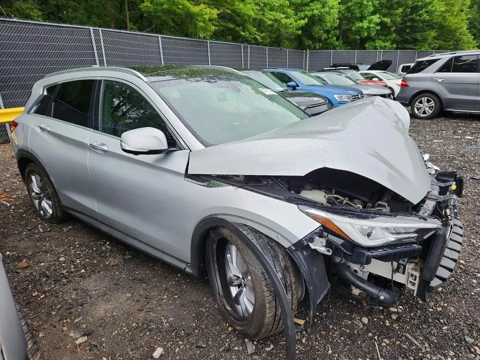 2019 INFINITI QX50 BASE  