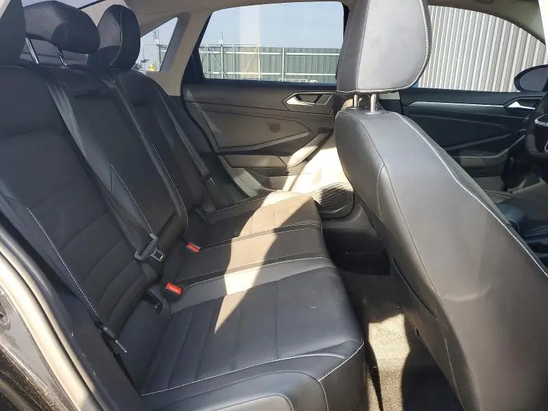 2024 VOLKSWAGEN JETTA SE  
