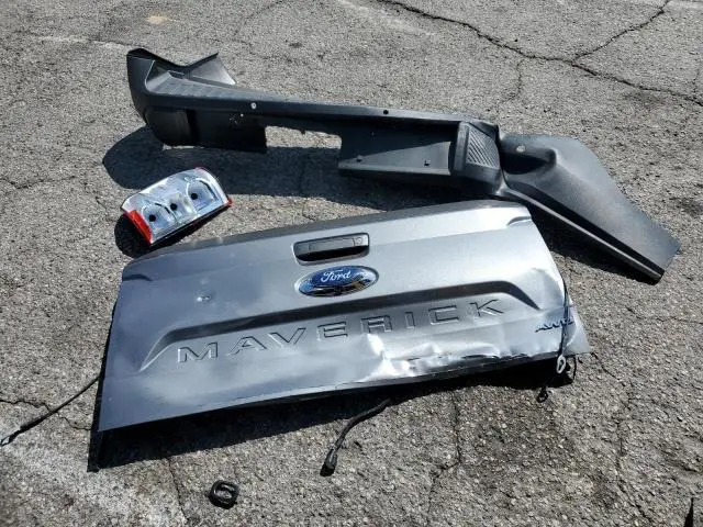 2024 FORD MAVERICK LARIAT  