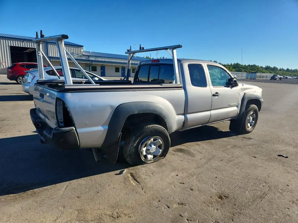 2015 TOYOTA TACOMA V6  