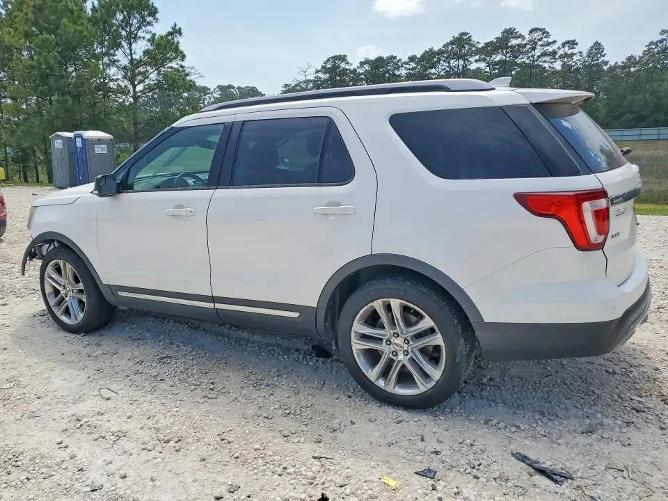 2016 FORD EXPLORER XLT  