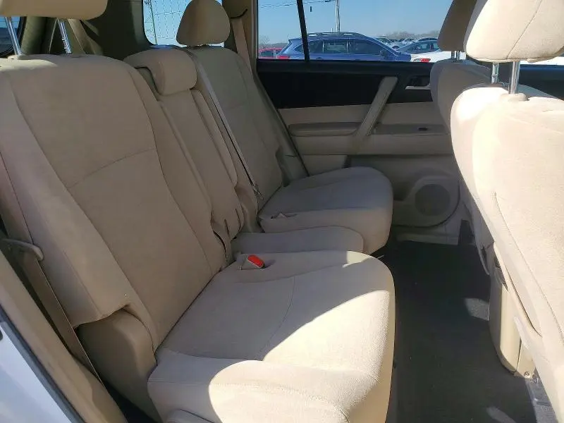 2013 TOYOTA HIGHLANDER BASE  