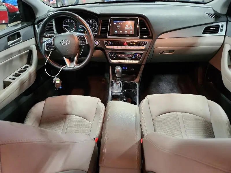 2018 HYUNDAI SONATA SPORT  