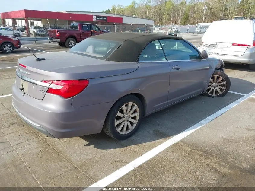 2013 CHRYSLER 200 TOURING