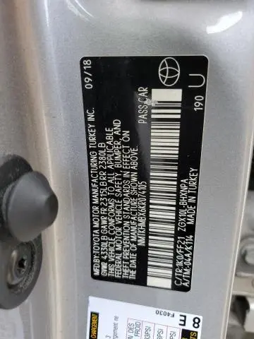 2019 TOYOTA C-HR XLE  