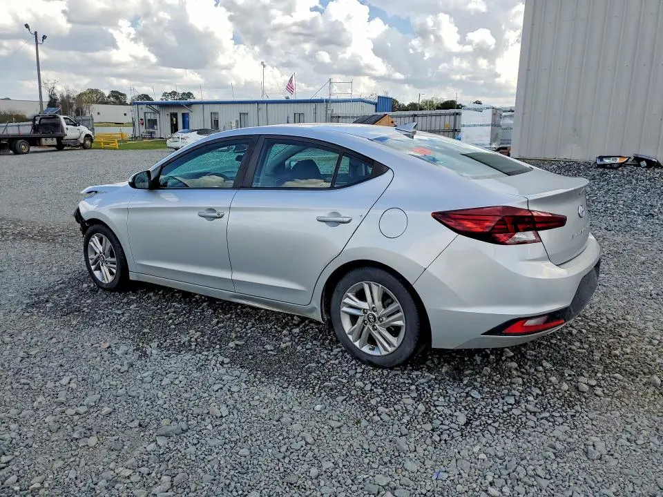 2019 HYUNDAI ELANTRA SEL  